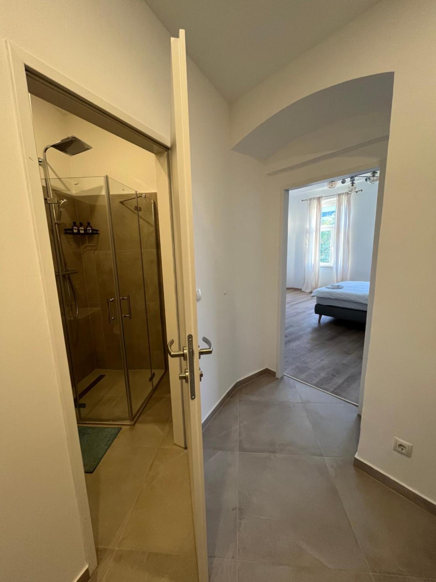 Apartment Schoenbrunn Near Metro ウィーン エクステリア 写真
